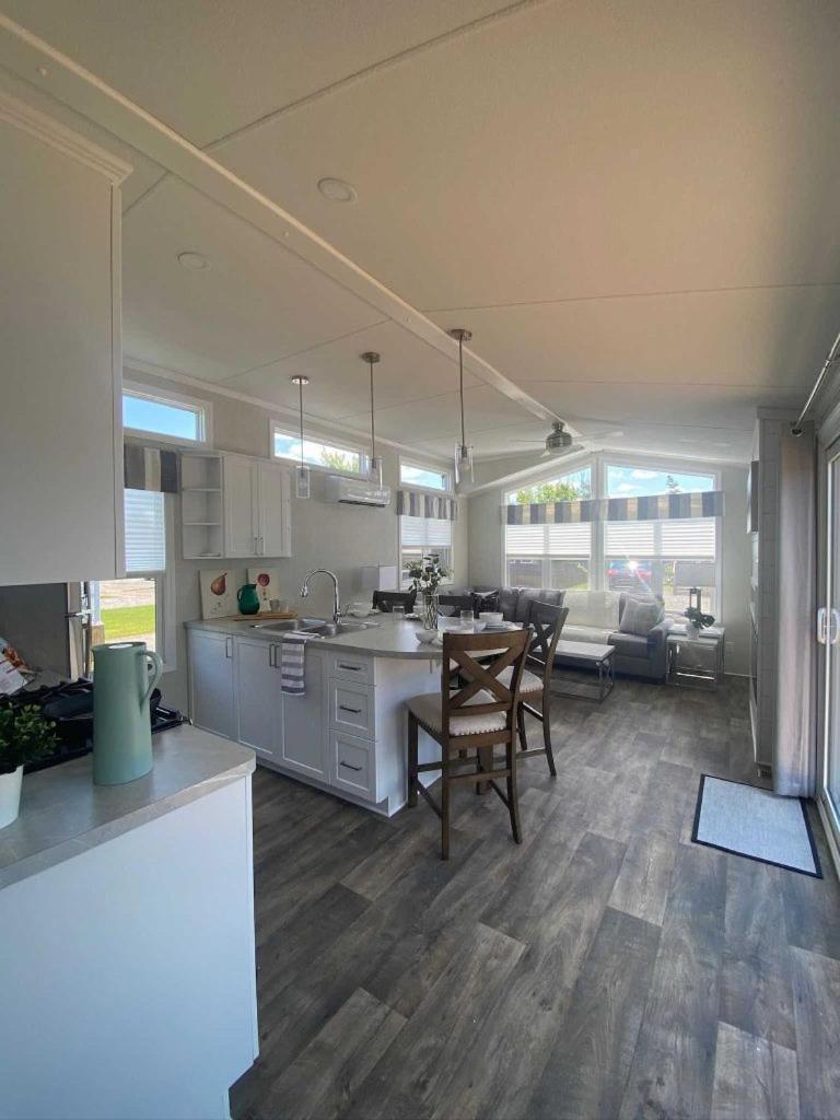 Vine Ridge Resort - Cottages Niagara-on-the-Lake ภายนอก รูปภาพ